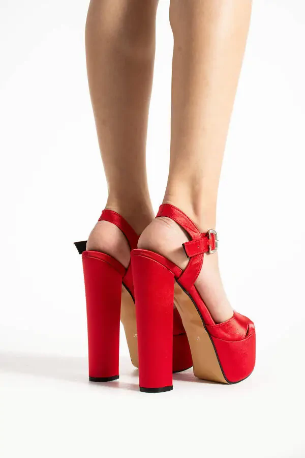 7-9600 16cm Platform Red Satin Shoes - 3