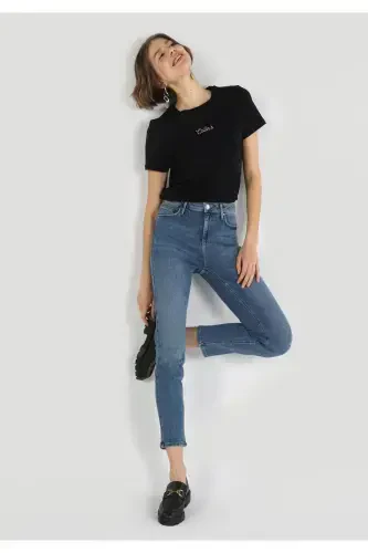 703 Carla Slim Fit Джинсы для женщин с обычной талией и прямыми штанинами синего цвета - 5