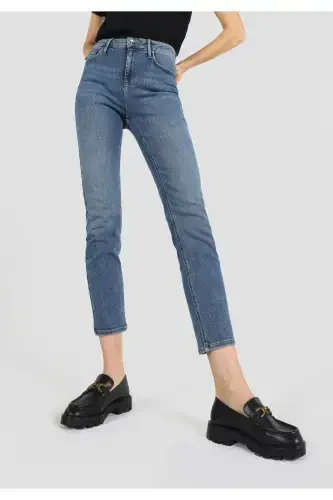 Slim Fit Orta Bel Düz Paça Kadın İndigo Jean Pantolon - 4