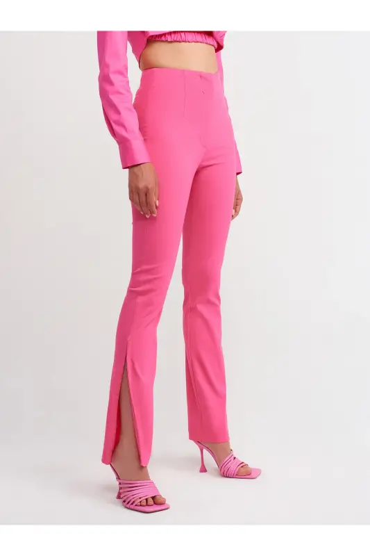 70339 Agraf Detayli Pantolon-pembe-Pembe - 1