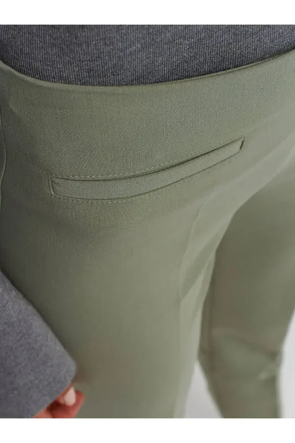 71236 Regular Fit Trousers - Green - 8