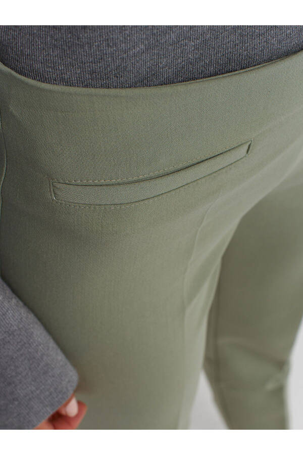 71236 Regular Fit Trousers - Green - 16