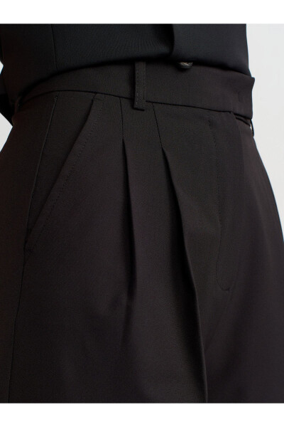 71282 Широкие брюки свободного кроя с петлями для ремня - Черный - 16