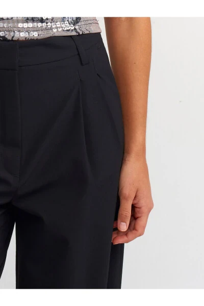 71308 High Waist Pleated Pants - Black - 8