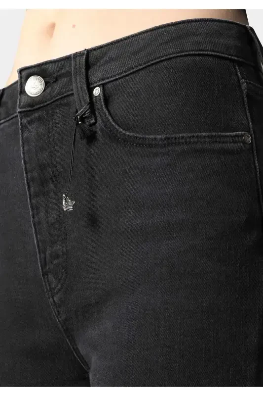 759 Lara Skinny Fit Mid Rise Slim Leg Black Women's Jeans - 6