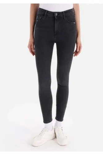 759 Lara Super Slim Fit Oddiy Bel Tor To'g'ri Oyoqli Qora Ayollar Shimi - 4