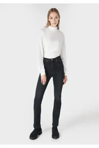 Flare Fit Yüksek Bel Ispanyol Paça Kadın Siyah Jean Pantolon - 1