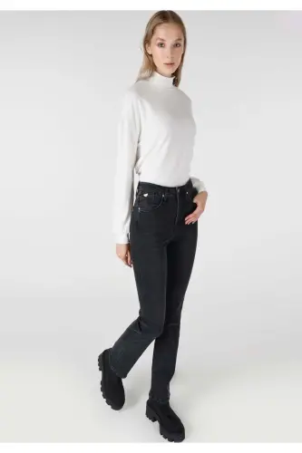 Flare Fit Yüksek Bel Ispanyol Paça Kadın Siyah Jean Pantolon - GABLY WASH - 3