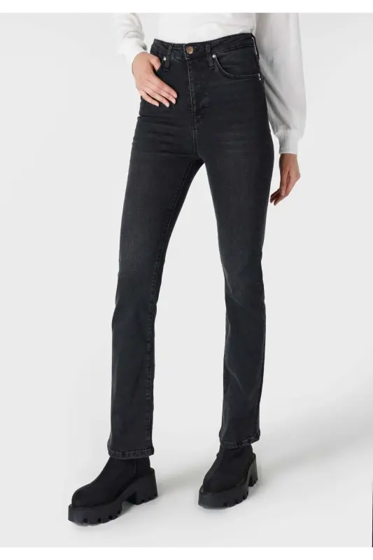 797 Adel Flare Fit Wide Leg Black Women's Jean Pants - 4