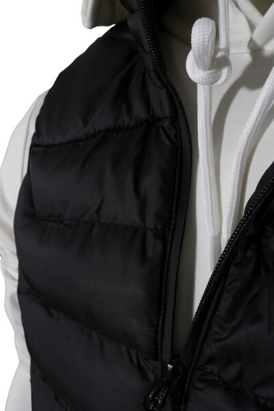 8052 BEYMODD INFLATION JACKET - Black - 4