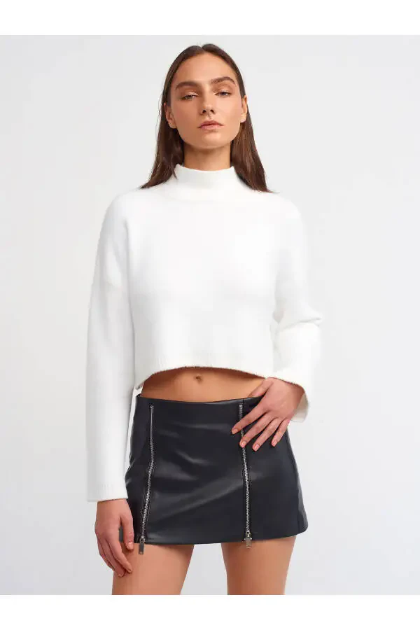 80817 Zippered Faux Leather Shorts Skirt - Black - 16