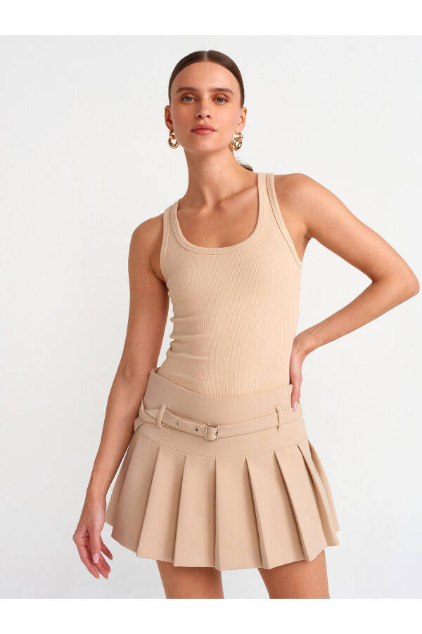 80836 Pleated Shorts Skirt - Beige - 8