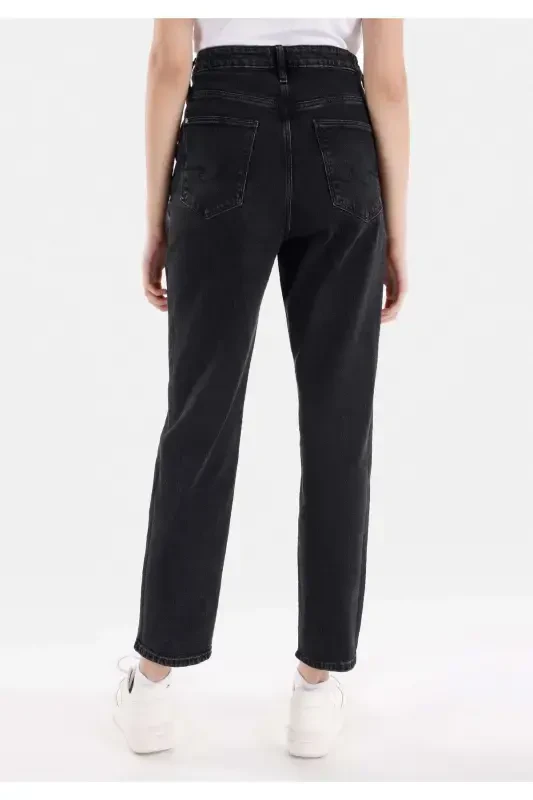 891 Maya Slim Fit Straight Leg Denim Women's Pants - 2