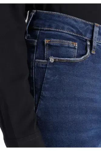 Mom Fit Yüksek Bel Daralan Paça Kadın İndigo Jean Pantolon - 6