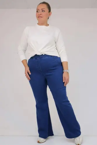 9137-19 Plus Size Elastic Waist Flared Jeans - Blue - 1