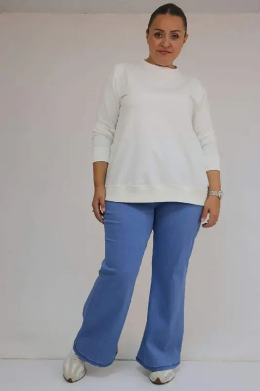9137-19 Plus Size Elastic Waist Flared Jeans - Light Blue - 2