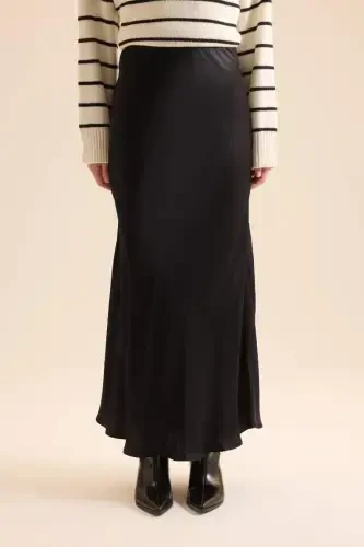 A-Line Regular Waist Satin Maxi Skirt-Black - 4