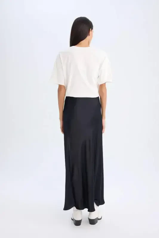 A-Line Regular Waist Satin Maxi Skirt-Black - 10