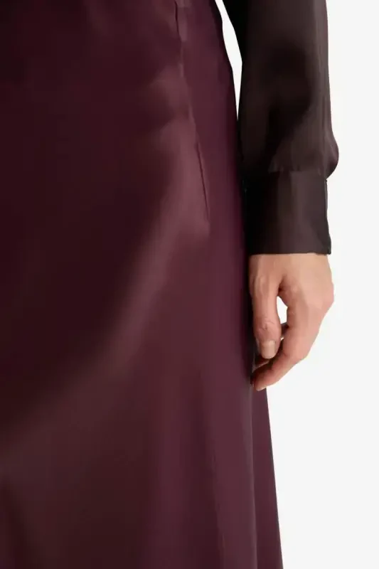 A-Line Regular Waist Satin Midi Skirt-Burgundy - 4