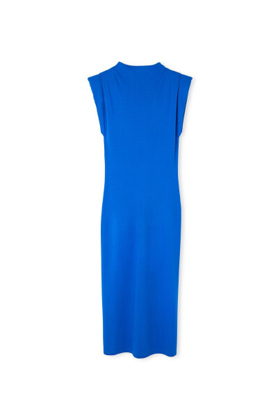 A midi dress that accentuates your figure - 9