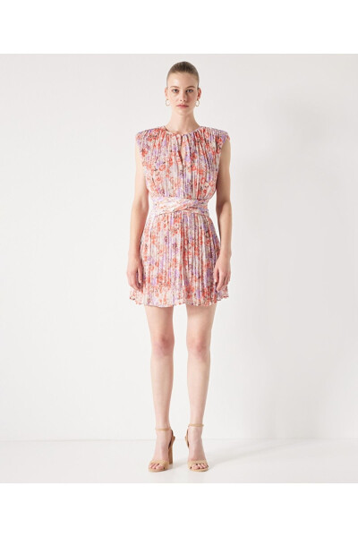 A patterned dress with ruffles. - İPEKYOL