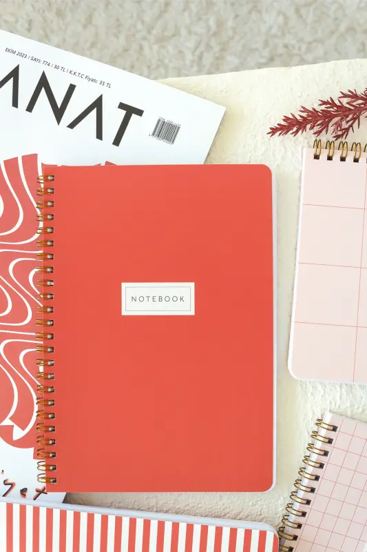 A5 Spiral Bound School Notebook 80 Pages 4-Pack - Squared - 7
