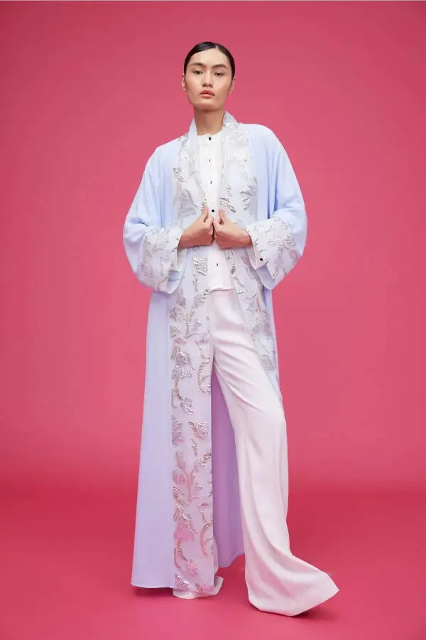 Абайя с вышивкой из парчи светло-голубого цвета & Шаль - 7