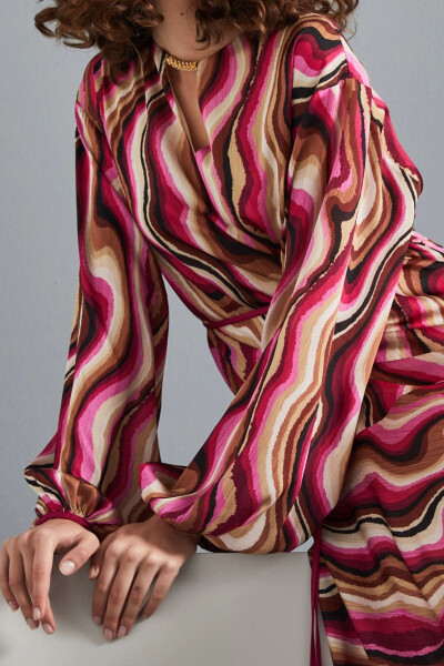Abstract Wave Pattern Chiffon Sleeved High Collar Midi Length Fuchsia Dress 37204 - 2