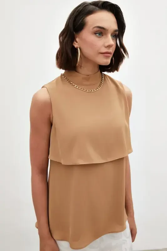 Accessory Detailed Ruffle Blouse - Camel - 4