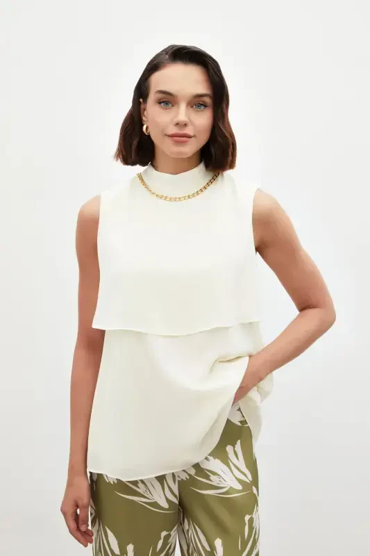 Accessory Detailed Ruffled Blouse - Cream - 5