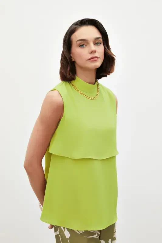 Accessory Detailed Ruffled Blouse - Olive Green - 4