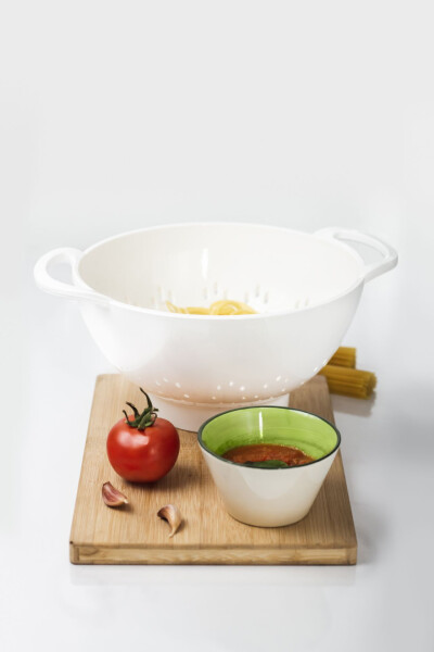 Acrylic White Pasta Strainer & Vegetable Fruit Colander - 2