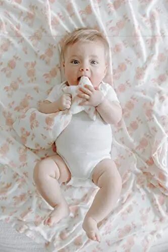 aden + anais Snuggle Knit Newborn Gift Set with Knotted Baby Gown, Swaddle Blanket, Infant Hat, and Bandana Bib, 0-3 Months, Star - 3