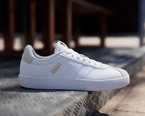 adidas Women’s VL Court 3.0 Sneaker 