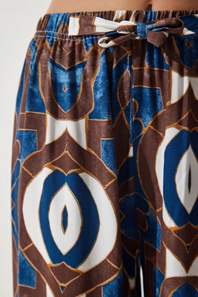 Аёл кўк-жигарранг нақшли, эркин тушувчи вискозли палаззо шими EN00606 - 5