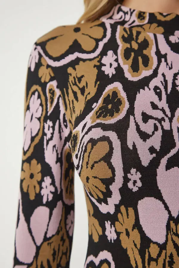 Aёллар учун қора-пушти рангли, тик ёқали, нақшли мини трико кўйлак UB00173 - 5