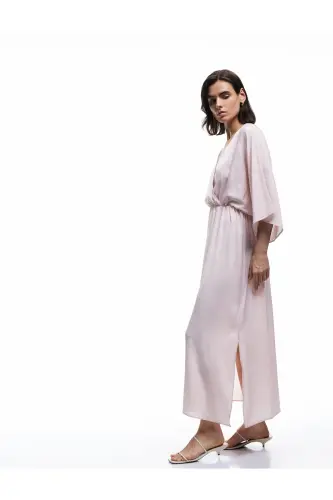 Aerobin Kumaş Bol Kalıp Kruvaze Yaka Yarım Yarasa Kollu Uzun Saten Elbise-Gül - KOTON (1)