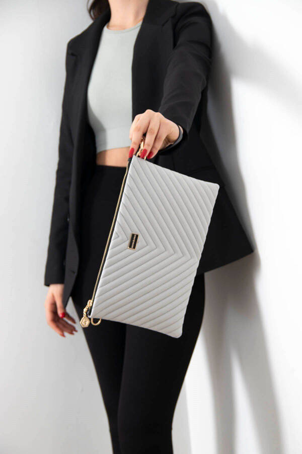 A.grey - A.grey Nv1034 Women's Portfolio Clutch - 2