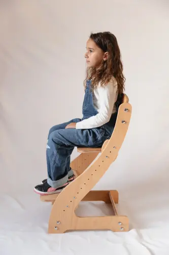 Çocuk Ahşap Büyüyen Sandalye & Ayarlanabilir Mama Sandalyesi | 2 – 12 Yaş - Doğal renk - MONTESSORI (1)