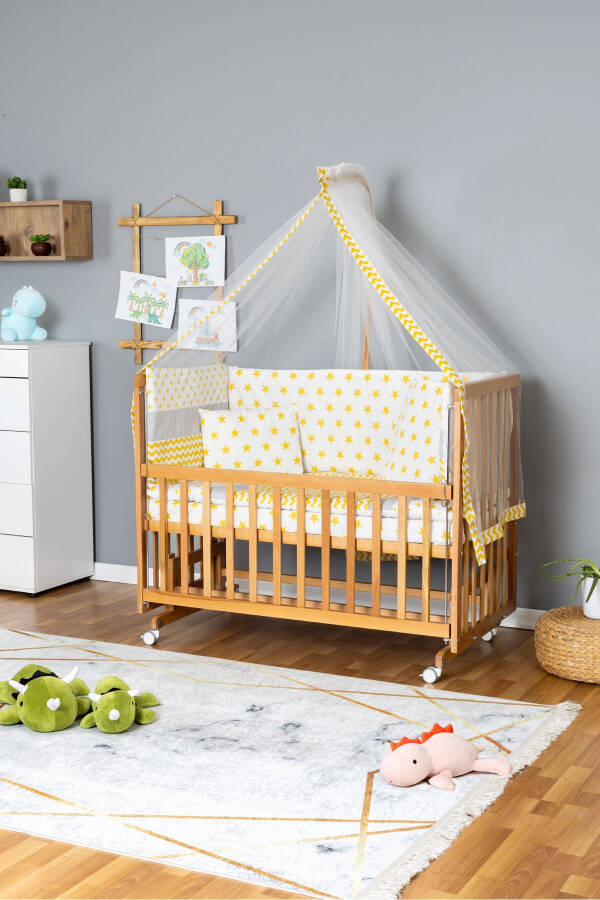 Doğal Anne Yanı Yeni Doğan Bebek Beşik Vernikli 70x130 - Sarı Yıldız 1 Yastıklı Uyku Seti - Doğal Sarı Yıldız 1 Yastık Tekerlekli - 4