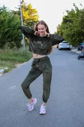 Akbeniz Ayollar Kadife Kapüşonli Sport Kiyimi 9055 - 1