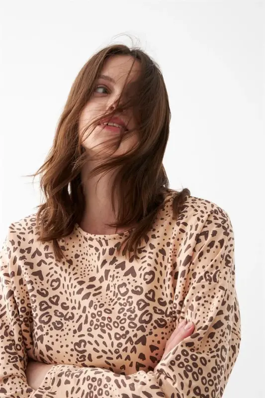 Akbeniz Ayollar Oversize Bej Leopard Naqshli Paxta Qalin Pijama To'plami - 5