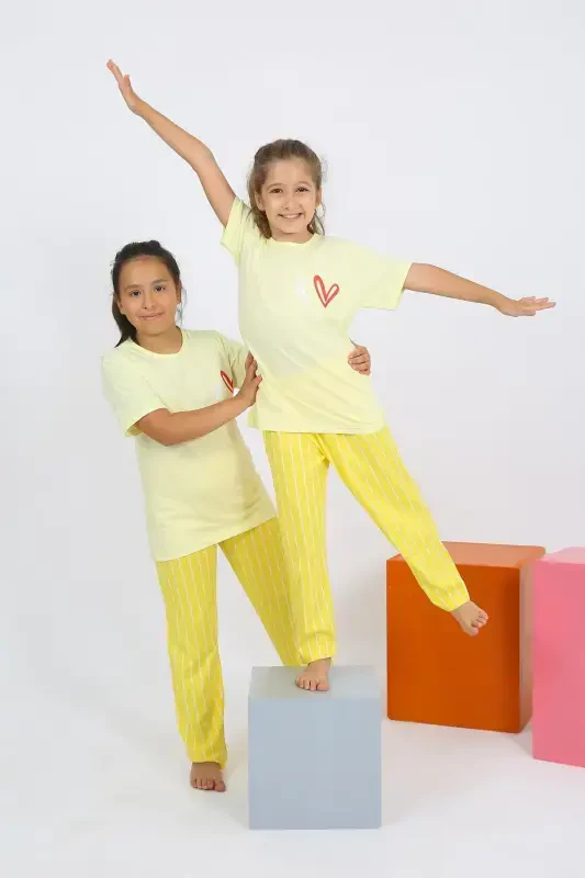 Akbeniz Girl's Short Sleeve Yellow Jersey Pajamas Set 20432 - 3
