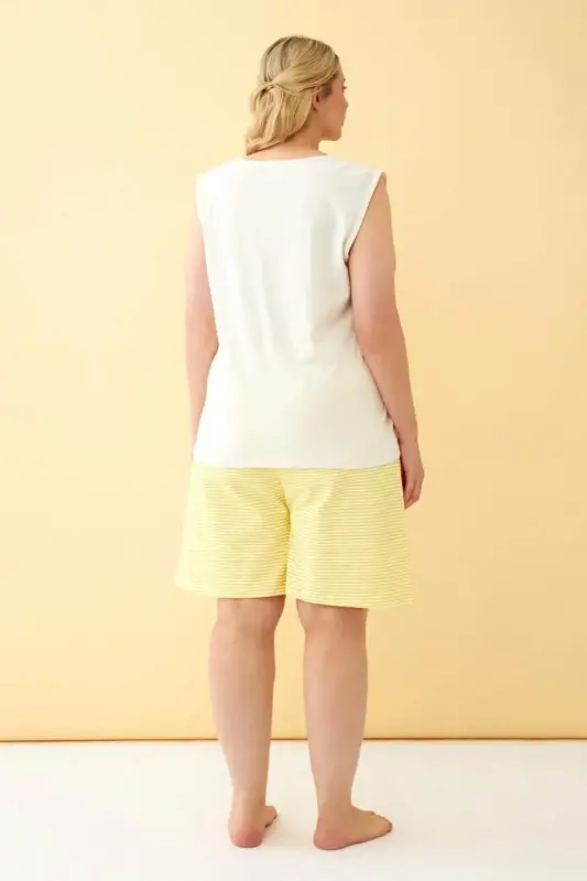 Akbeniz Kadın Beyaz Kurdele Detaylı Sarı Çizgili Şortlu Büyük Beden Pijama Takımı - 5