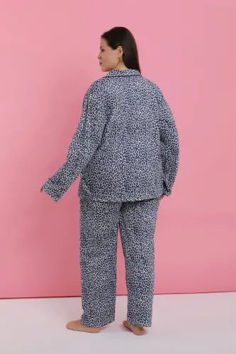 Akbeniz Kadın Büyük Beden Mavi Leopar Desenli Düğmeli Pijama Takımı - 7