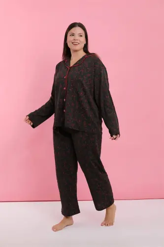 Akbeniz Kadın Büyük Beden Siyah Kırmızı Çiçekli Düğmeli Pijama Takımı - 3