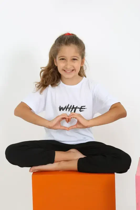 Akbeniz Qizlarning qisqa qo'lli oq rangli paxtadan tikilgan piжаma to'plami 20432 - 2