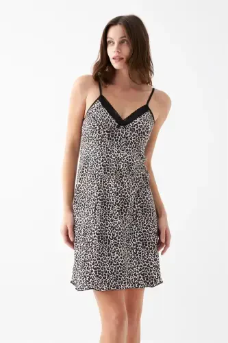 Akbeniz Women's Coffee Leopard Patterned Lace Detailed Spaghetti Strap Nightgown - 4