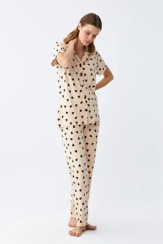Akbeniz Women's Cream Color Heart Patterned Front Buttoned Pajama Set - 5