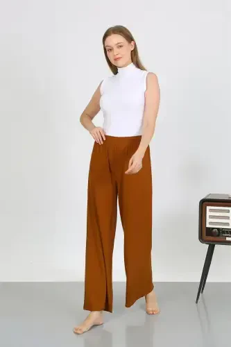Akbeniz Women's Crinkle Fabric Light-Flexible Trousers 210074 Brown - 4